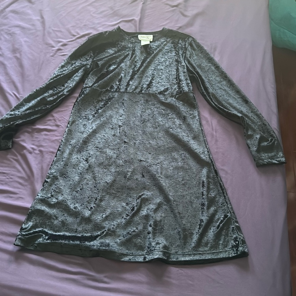 Long Sleeve Black Velvet Dress